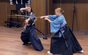 殺陣師 稽古 女性 東京都